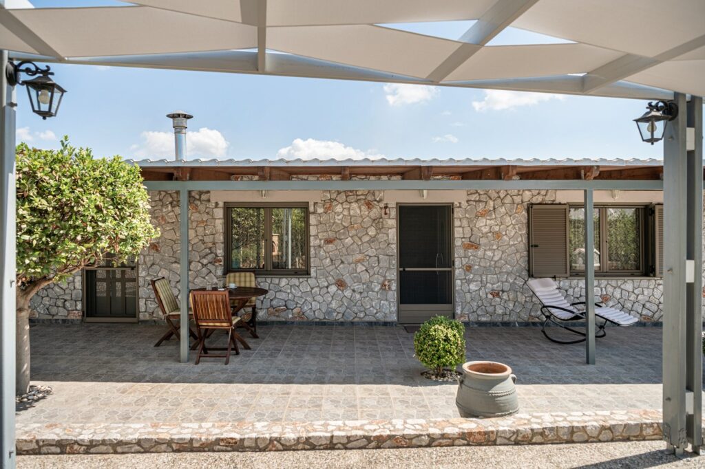 Alkistis Rustic Chalet